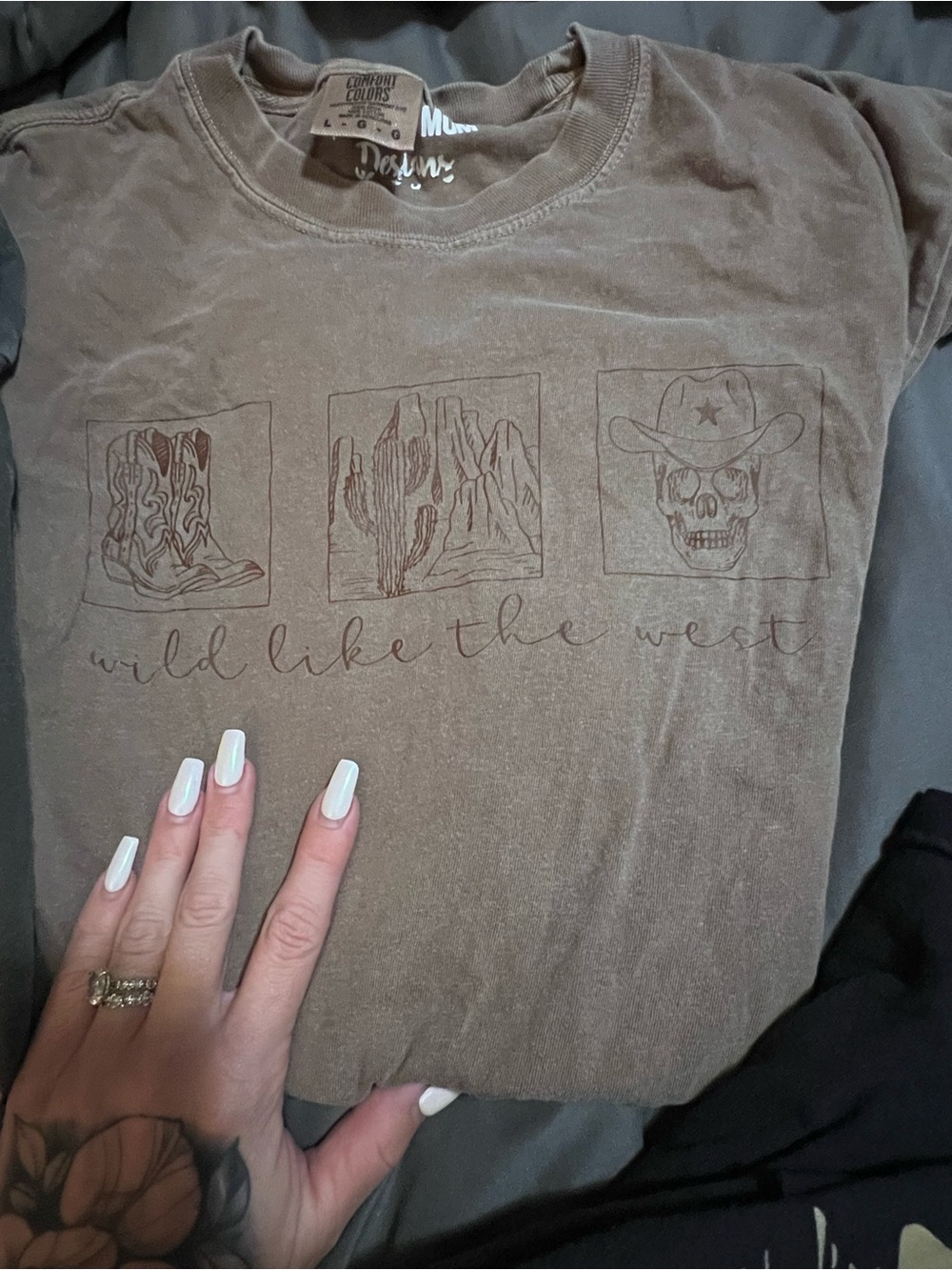 3 Comfort Colors Women's Graphic Short Sleeve Tees - Black, Charcoal, Brown - Picture 3 of 4